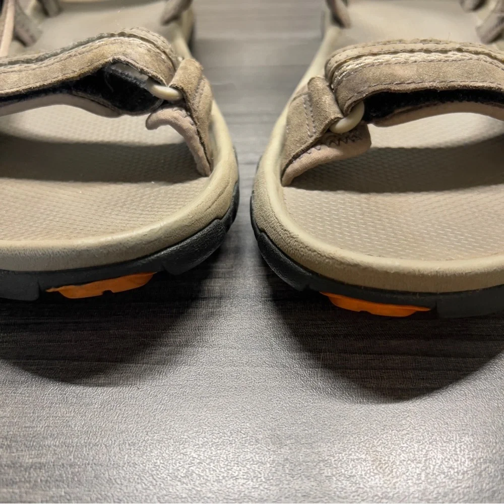TEVA Men’s Outdoor Sandal size 11 Tan Straps
